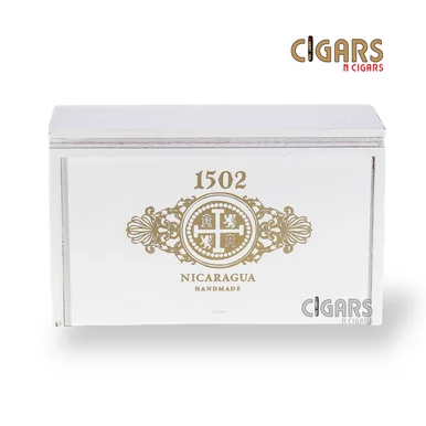 1502 Nicaragua Churchill Box Pressed