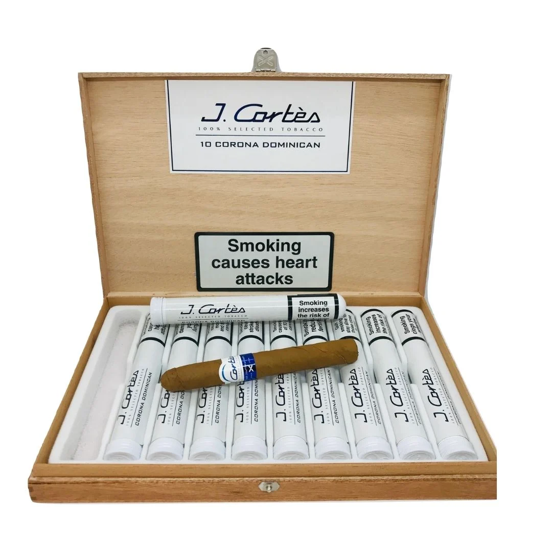 J Cortes Dominican Corona Tubed