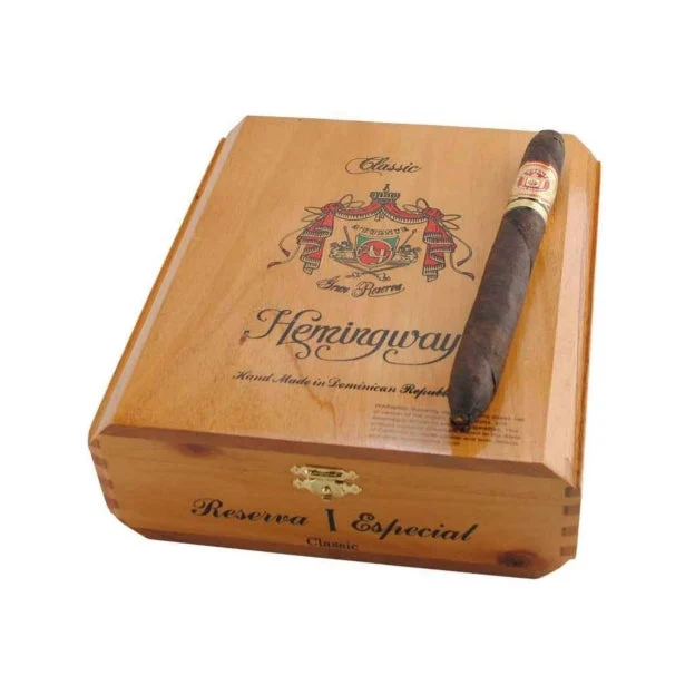 Arturo Fuente Hemingway Classic Sun Grown Cigars