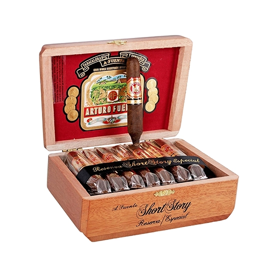 Arturo Fuente Hemingway Short Story Cigars – Box of 25