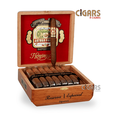 Arturo Fuente Hemingway Signature Natural