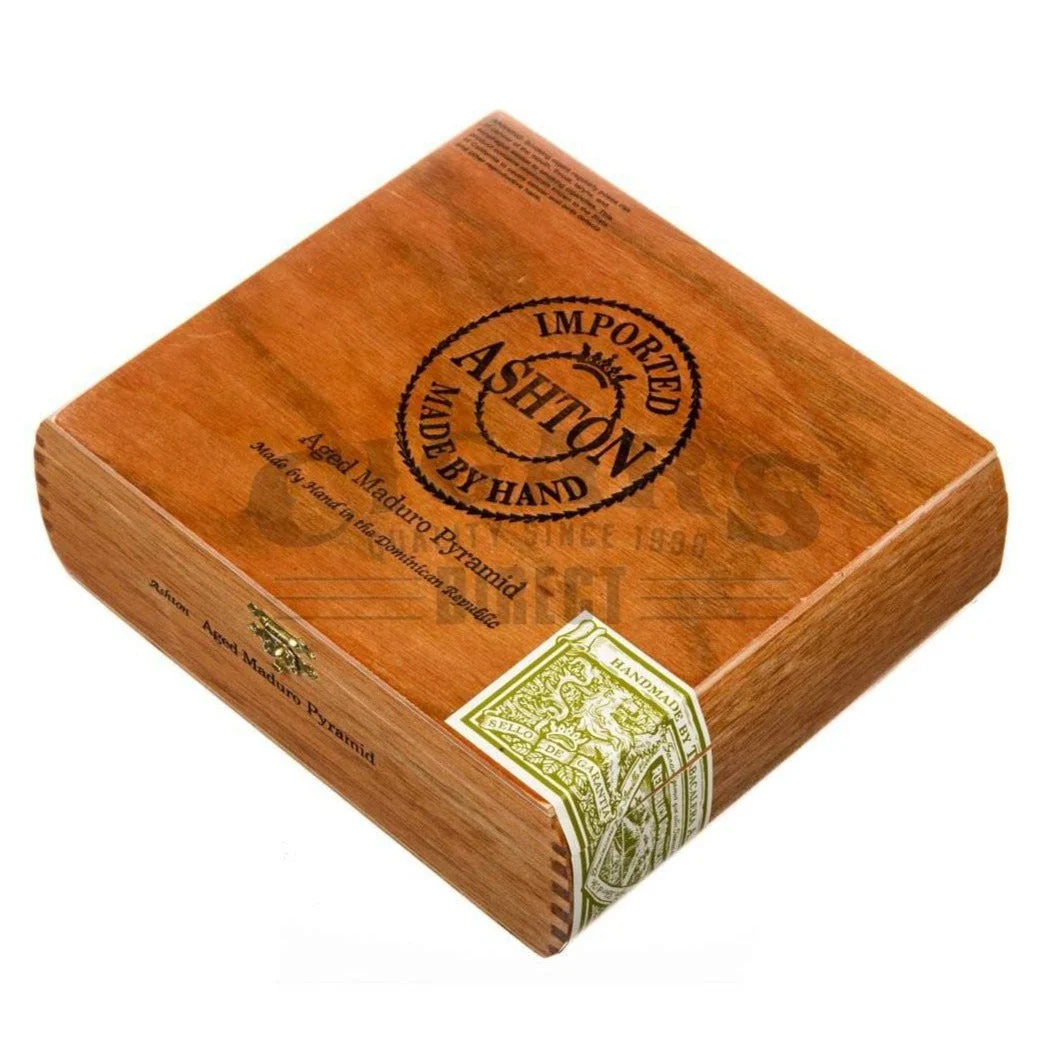 Ashton Aged Maduro Pyramid