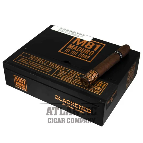 Blackened M81 by Drew Estate Corona (5x43)