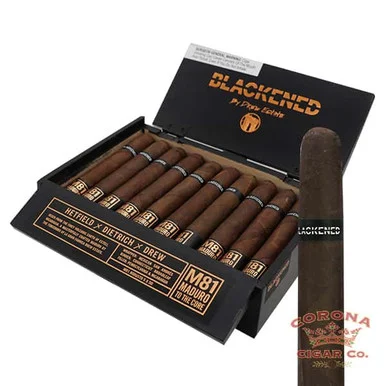 Blackened M81 Robusto (5 x 50)