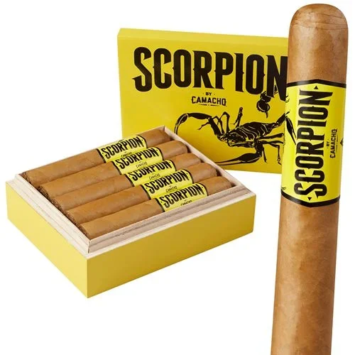 Camacho Scorpion Connecticut Robusto (5x50 / Box 10)