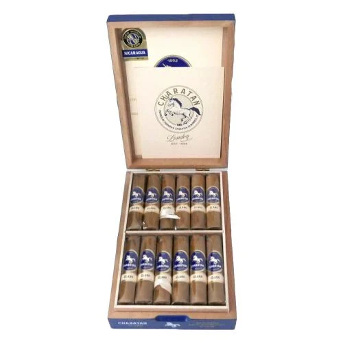 Charatan Claro Half Churchill – Box of 24