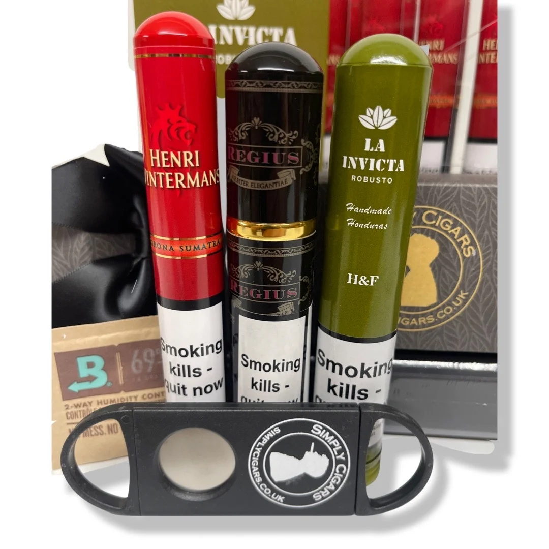 Christmas Day Cigar Celebration Box- 3 New World Tubed Cigars