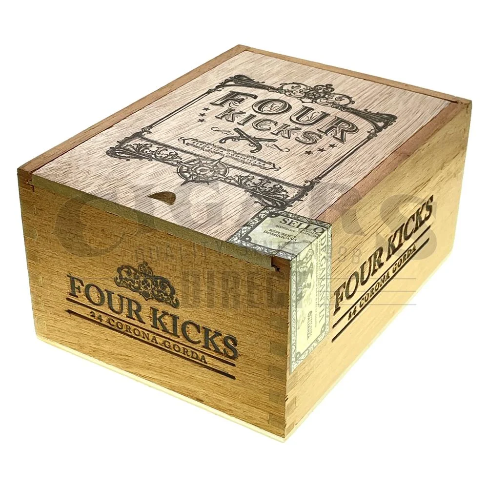 Crowned Heads Four Kicks	Corona Gorda