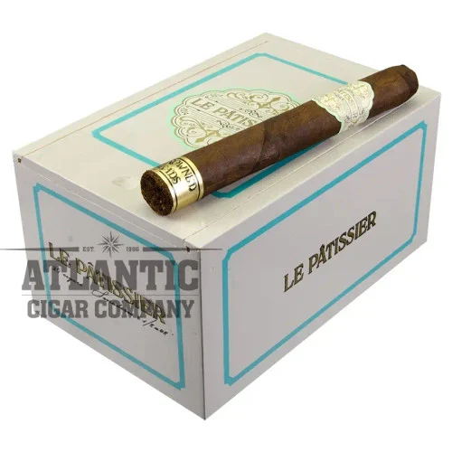 Crowned Heads Le Patissier Senadores (6-1/8x48)