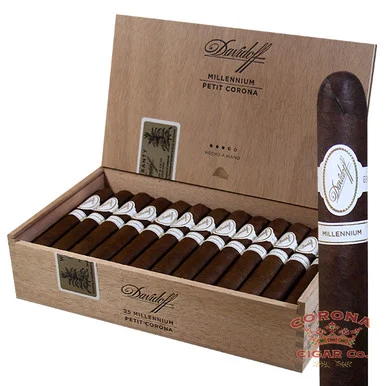 Davidoff Millennium Blend Petite Corona (4 x 41)