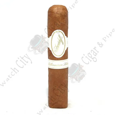 Davidoff Millennium Blend Short Robusto 4 1/2 x 52