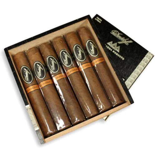 Davidoff Nicaraguan Experience Robusto Cello – Box of 12 Cigars