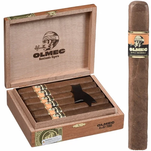 Foundation Olmec Claro Toro (6 x 52)