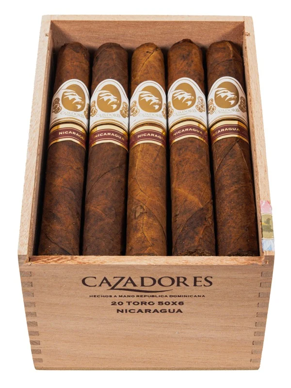 La Aurora Cazadores Nicaragua Toro