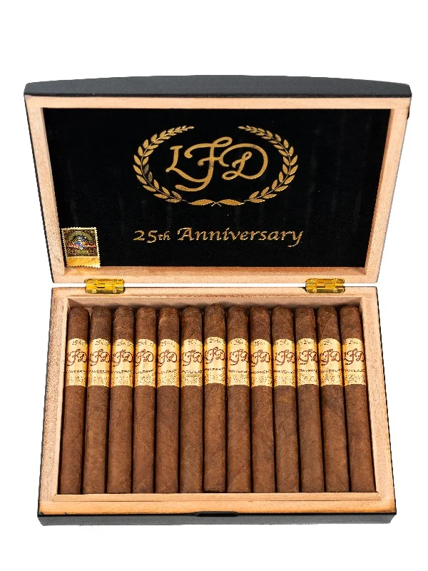 La Flor Dominicana 25th Anniversary