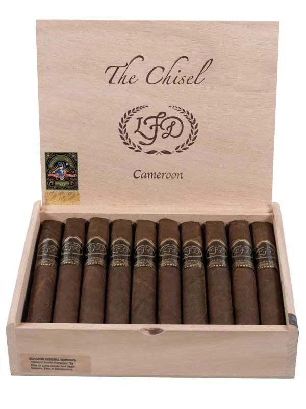 La Flor Dominicana Cameroon Cabinet Chisel
