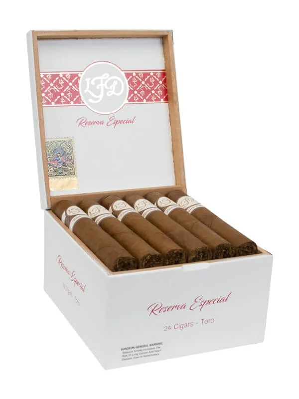 La Flor Dominicana Reserva Especial Toro