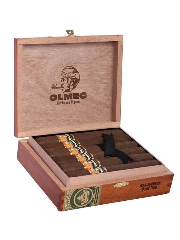 Olmec Claro Toro