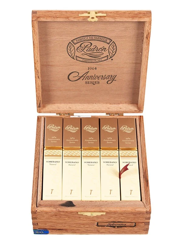 Padron 1964 Anniversary Series Soberano Natural