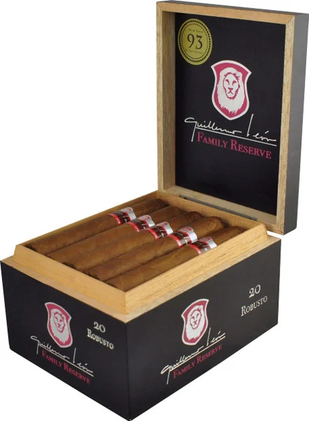 Guillermo León By La Aurora Robusto (5x50 / Box 20)