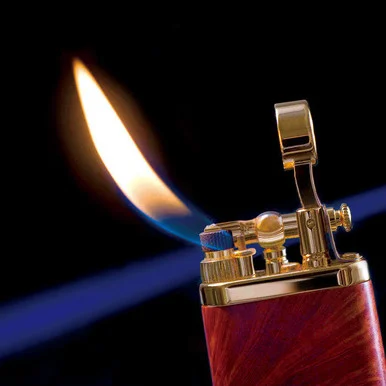 IM Corona Old Boy Matte White Pipe Lighter