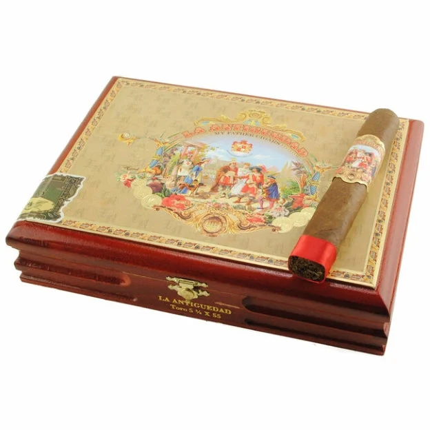 La Antiguedad Toro Cigars