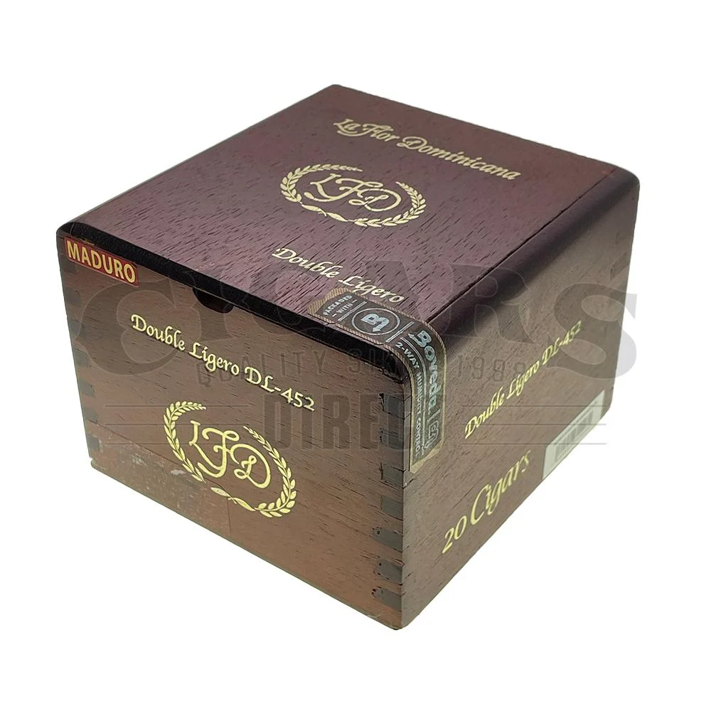 La Flor Dominicana Double Ligero 452 Maduro