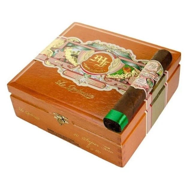 La Opulencia Super Toro Cigars