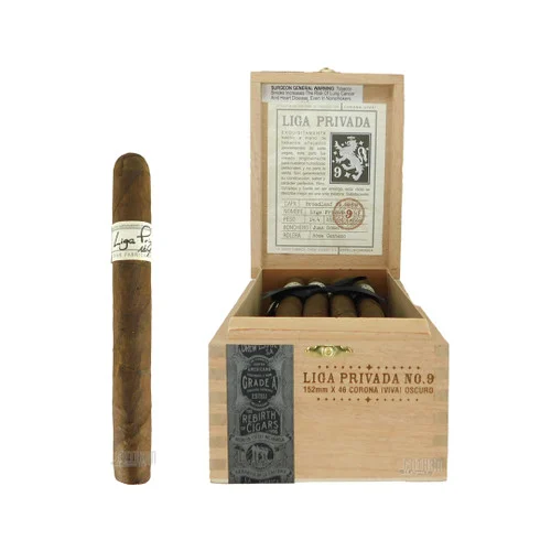 Liga Privada No. 9 Corona Viva Oscuro