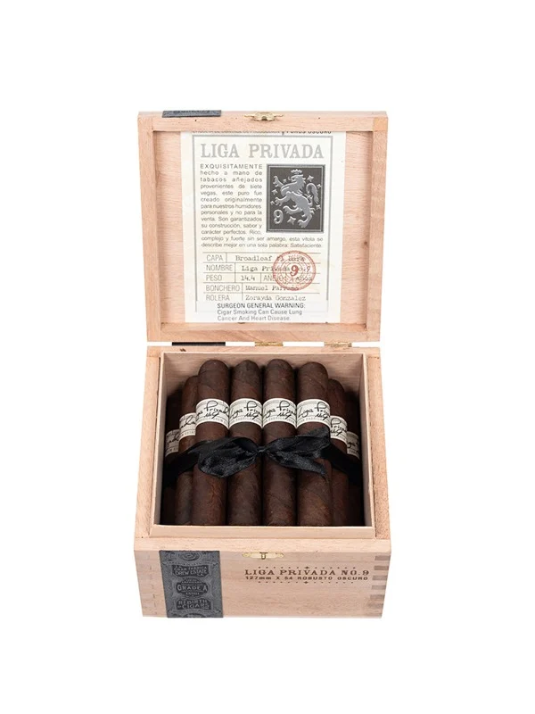 Liga Privada No. 9 Robusto