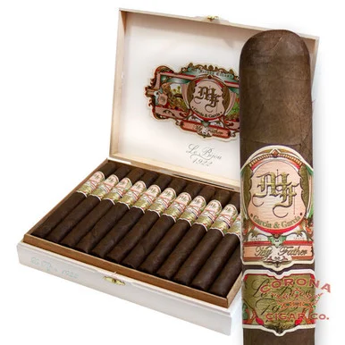 My Father Le Bijou Toro (6 x 52)