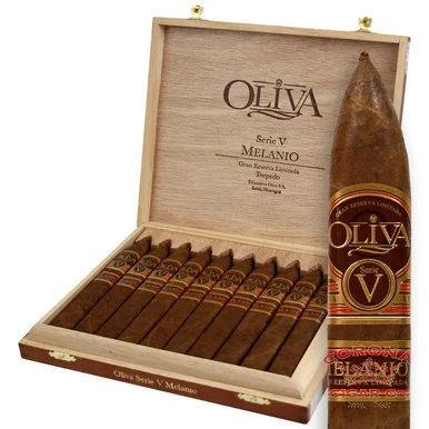 Oliva Serie V Melanio Torpedo (6 1/2 x 52)
