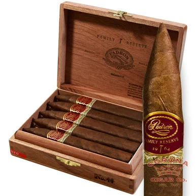 Padron Family Reserve Maduro No. 44 (6 x 52)