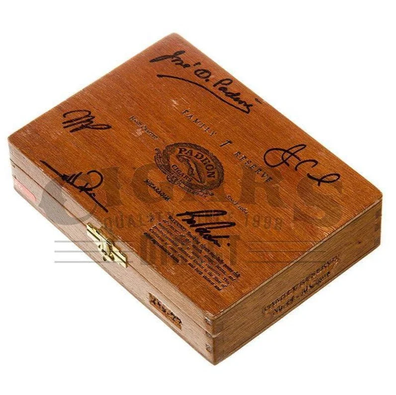 Padron Family Reserve No.44 Maduro