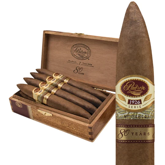 Padron Serie 1926 80 Years Natural (6.75x54 / Box 8)