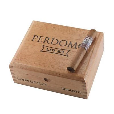 Perdomo Lot 23 Connecticut Toro (6x50 / Box 24)