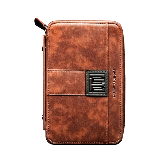Project Carbon Saddle Chestnut Leather Travel Case – 5 Cigars