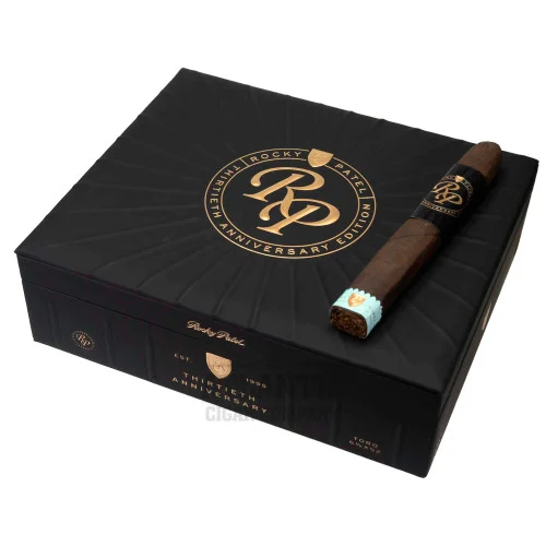 Rocky Patel 30th Anniversary Toro (6 1/2x52)