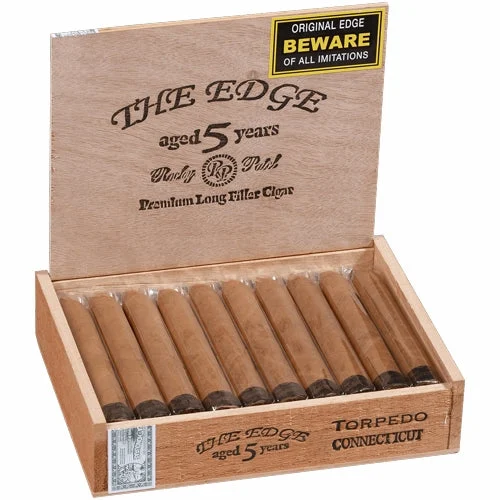 Rocky Patel The Edge Connecticut "Lite" Torpedo (6" x 52)