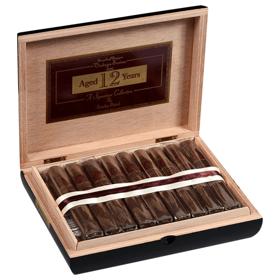Rocky Patel Vintage 1990 Robusto Cigar – Box of 20