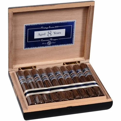Rocky Patel Vintage 2003 Cameroon Toro (6" x 52)