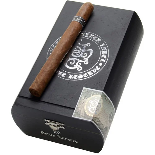 Tatuaje Black Label Petit Lancero