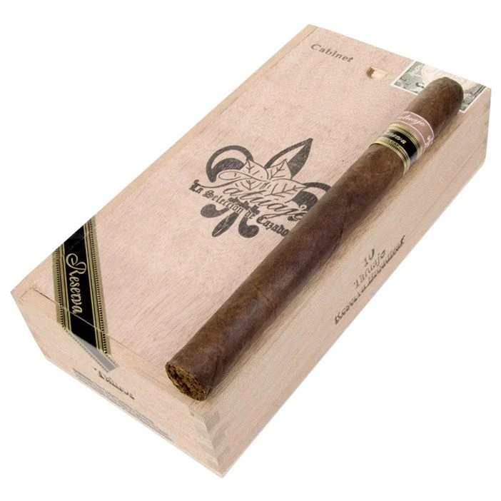 Tatuaje Broadleaf Reserva Tainos Cigars