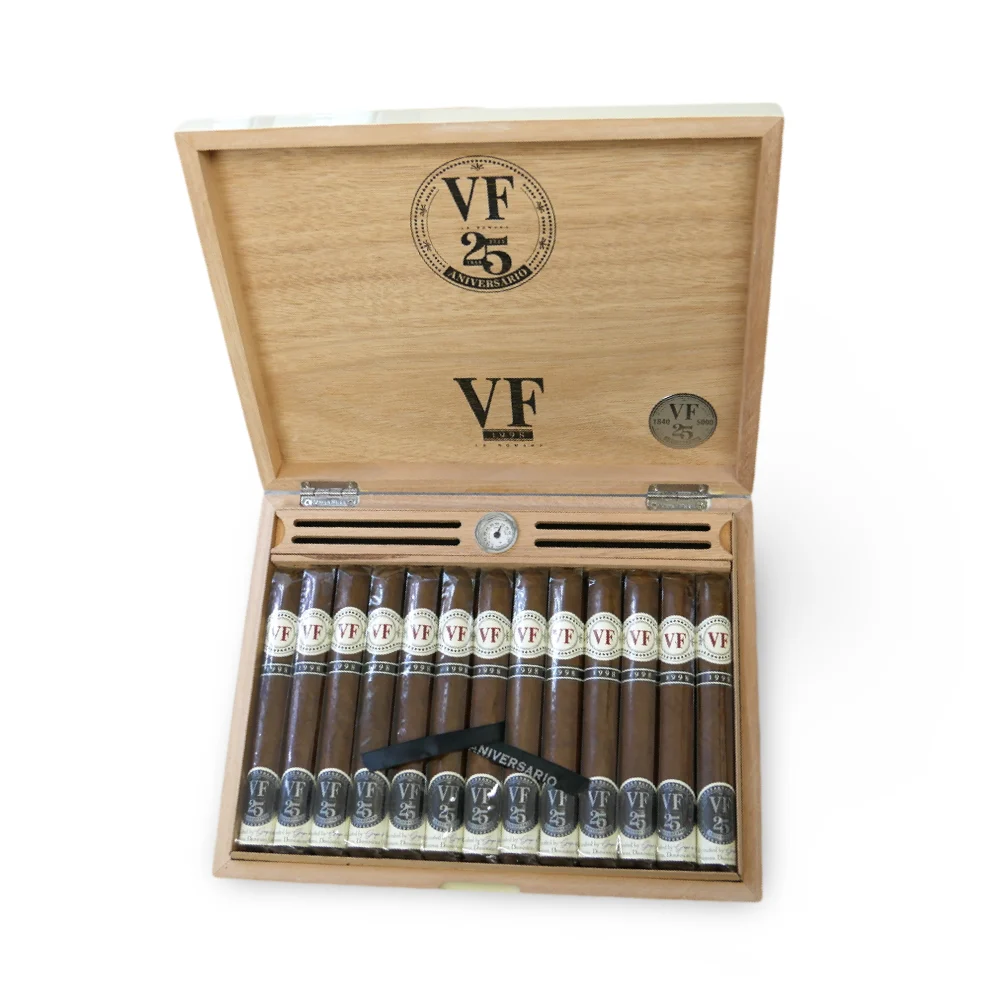 VegaFina 1998 25 Aniversario Cum Laude - 25 Cigars