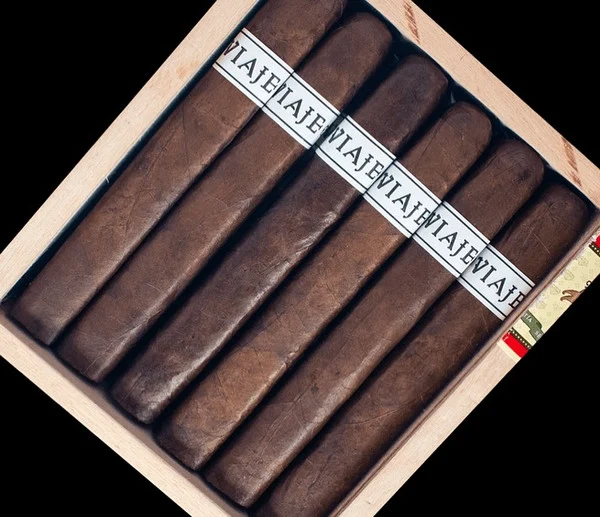 Viaje Path Of Totality Box Pressed Toro (6x54 / Box 30)
